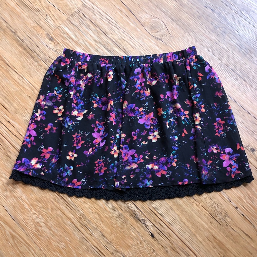 Decree Floral and Crochet Skirt